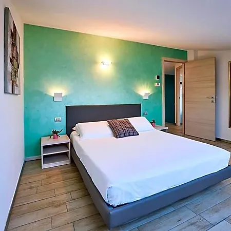 Bellagio Village - By The - Seasonal Warm Pool And Sauna Hotel Limonta