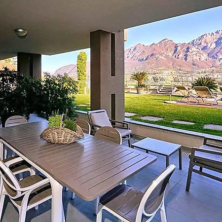 Bellagio Village - By The - Seasonal Warm Pool And Sauna Hotel 4*