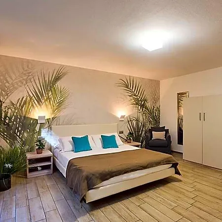 Bellagio Village - By The - Seasonal Warm Pool And Sauna 4* Limonta